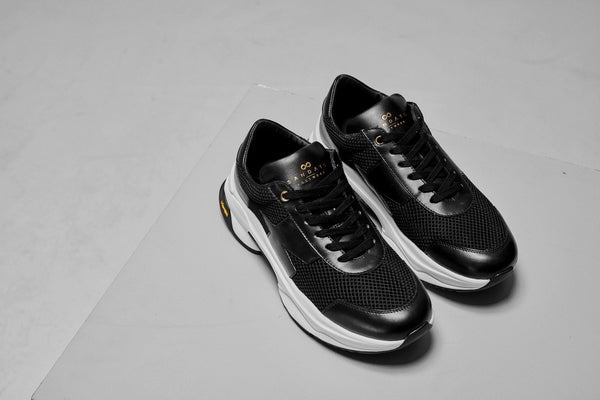 RUNNER - Black